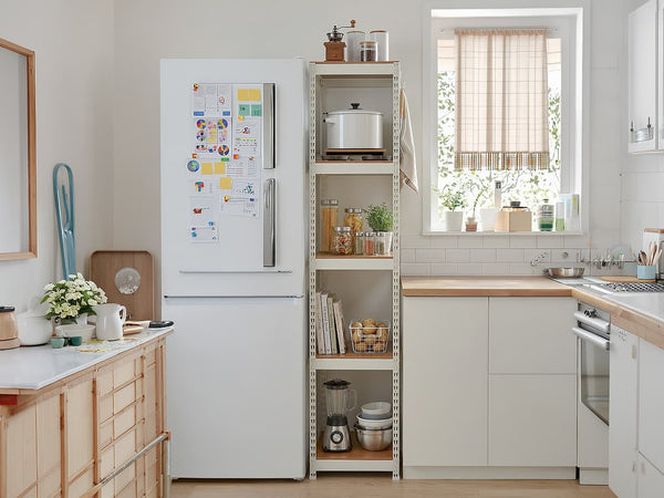 【キッチン激狭問題】炊飯器とレンジの置き場がない！幅30cmの「隙間」を最強のパントリーに変える裏技