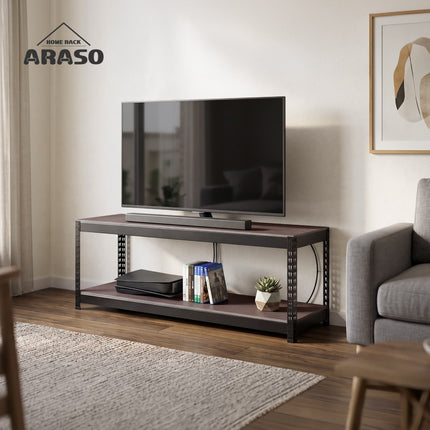 ARASO スチールラック 2段 高さ60cm（ブラック）｜大型テレビ台・ローボードとしてのリビング設置例。木目調リバーシブル天板と高耐荷重スチールフレームでAV機器やゲーム機をすっきり収納し、圧迫感のない『必然のシンデレラフィット』を叶える頑丈ローラック。