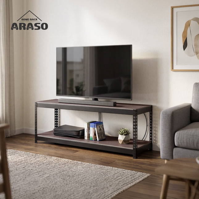 ARASO スチールラック 2段 高さ60cm（ブラック）｜大型テレビ台・ローボードとしてのリビング設置例。木目調リバーシブル天板と高耐荷重スチールフレームでAV機器やゲーム機をすっきり収納し、圧迫感のない『必然のシンデレラフィット』を叶える頑丈ローラック。
